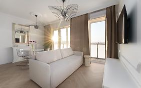 Designerskie Apartamenty Friends Paris Banksy PopArt UrbanGarage ModernBarok